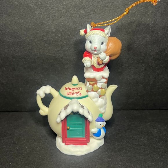Vintage 1994 Lustre Fame Santa Mouse in Teapot Chimney Christmas Ornament 4" - Picture 2 of 7